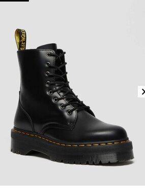 Dr. Marten Jadon Boot Smooth Leather Platforms